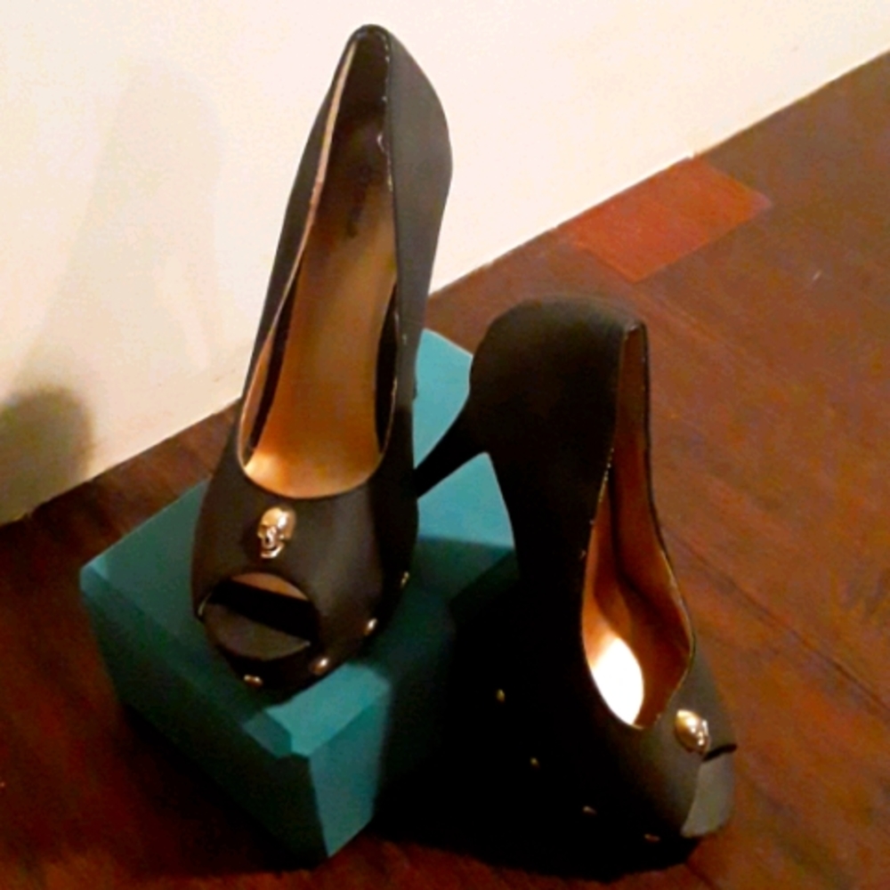 Promise Highheels. - Picture 2 of 2